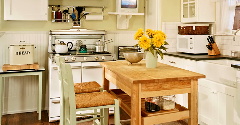 What Is A Farmhouse Kitchen?