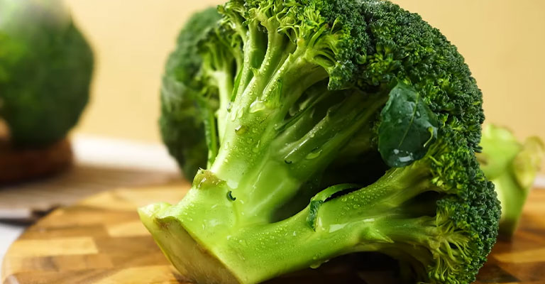 Why Does Broccoli Smell Like Fart?-Know the Hidden Truth