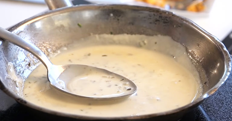 Solutions to Grainy Alfredo Sauce